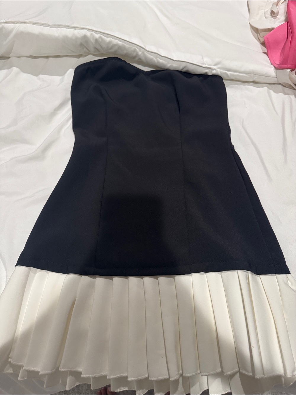 SHEIN Black Strapless Dress with White Pleated Hem